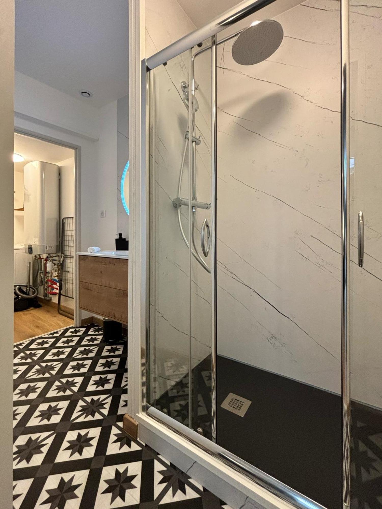 Le Oliva Chez Les M By Primo Conciergerie Apartment Nevers Ngoại thất bức ảnh